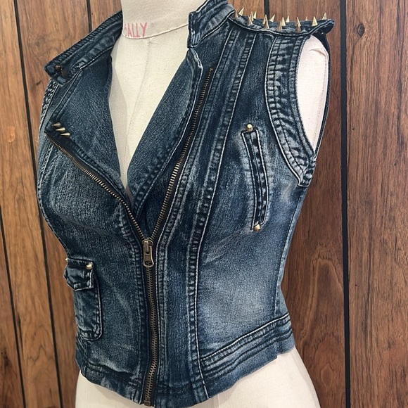 Y2K Spike dark blue denim vest women’s size Small - Picture 2 of 5